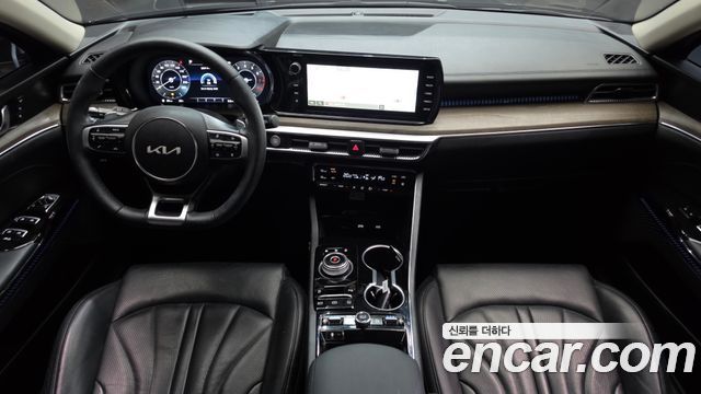 Kia K5 2023 — photo 7