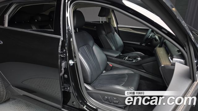 Kia K5 2023 — photo 12