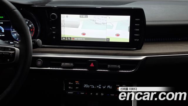 Kia K5 2023 — photo 14