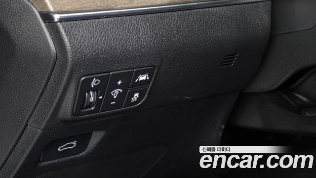 Kia K5 2023 — photo 15