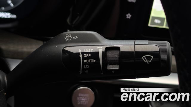 Kia K5 2023 — photo 17