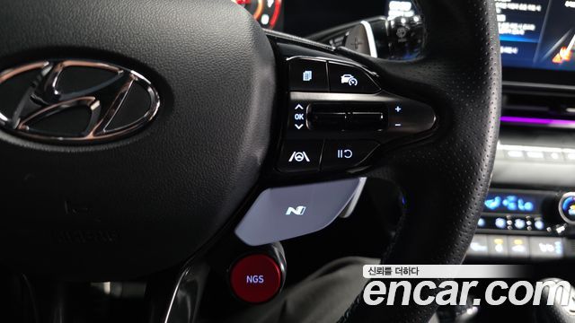 Hyundai AVANTE 2022 — photo 36