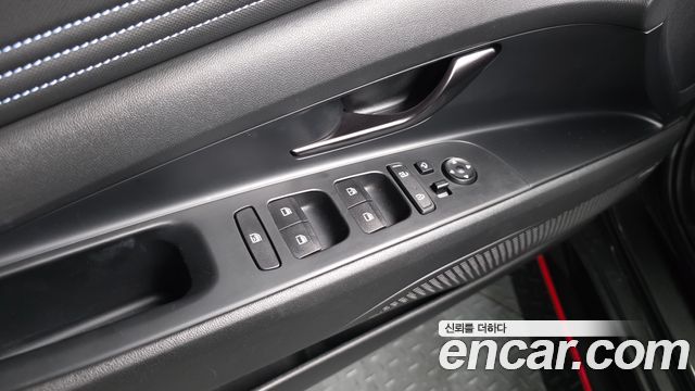 Hyundai AVANTE 2022 — photo 37