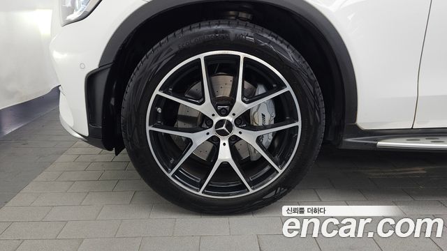 Mercedes-Benz GLC-Class 2023 — photo 5