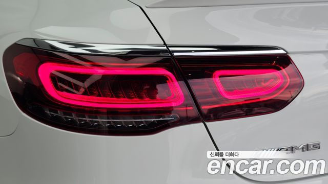 Mercedes-Benz GLC-Class 2023 — photo 9