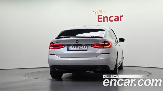 BMW Gran Turismo 2019 — photo 4