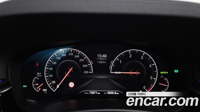 BMW Gran Turismo 2019 — photo 11
