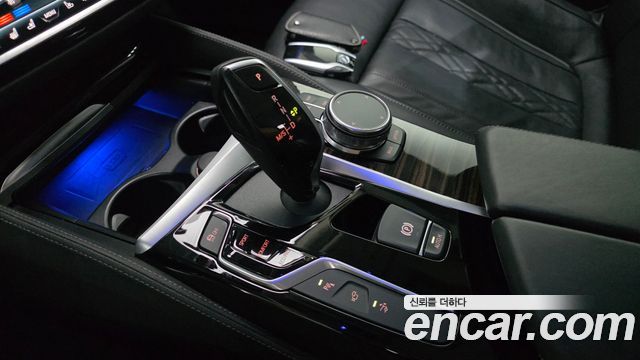 BMW Gran Turismo 2019 — photo 12