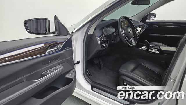 BMW Gran Turismo 2019 — photo 19
