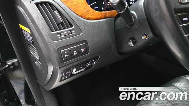 Hyundai Equus 2011 — photo 17