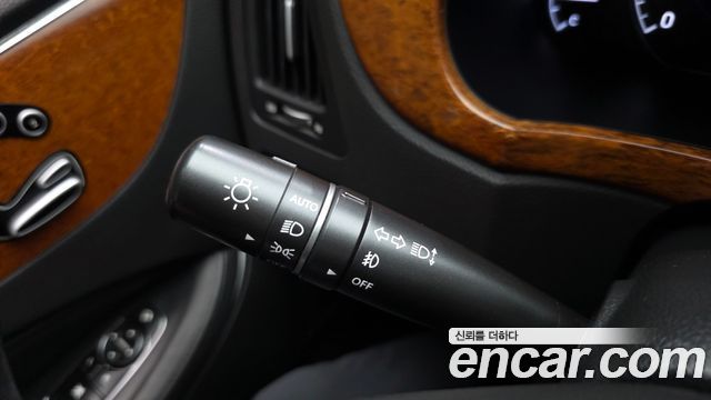 Hyundai Equus 2011 — photo 20