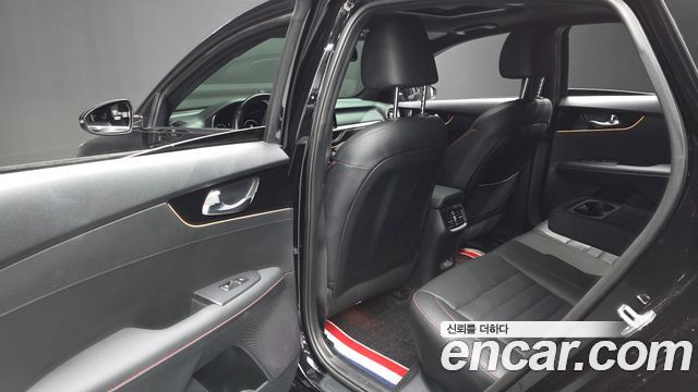 Kia K3 2024 — photo 16
