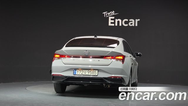 Hyundai AVANTE 2023 — photo 4