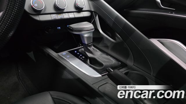 Hyundai AVANTE 2023 — photo 11