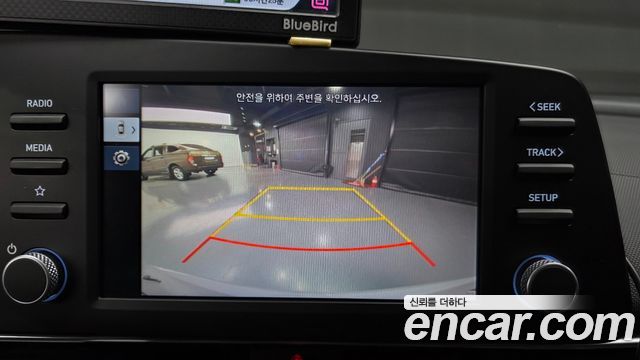 Hyundai AVANTE 2023 — photo 19