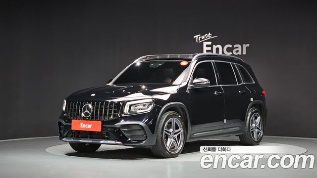 Mercedes-Benz GLB-Class 2022 — photo 1