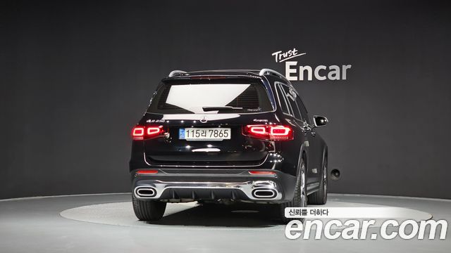 Mercedes-Benz GLB-Class 2022 — photo 4