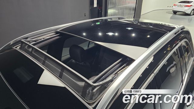 Mercedes-Benz GLB-Class 2022 — photo 25