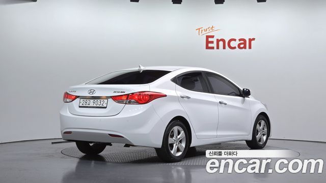 Hyundai AVANTE 2012 — photo 2