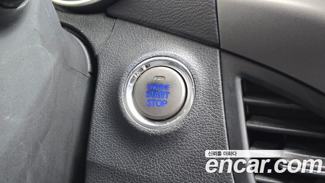 Hyundai AVANTE 2012 — photo 18