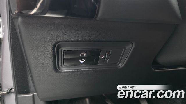 Land Rover Range Rover 2013 — photo 19
