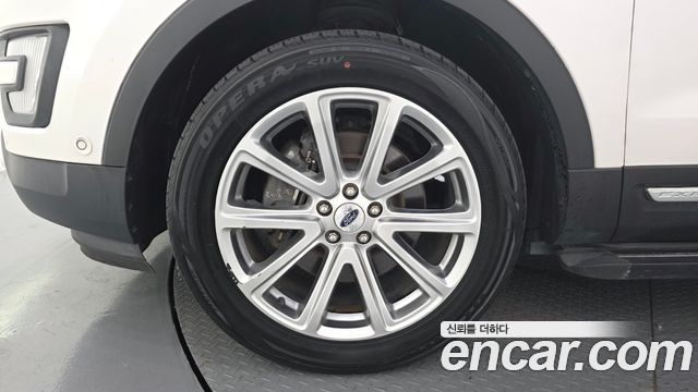 Ford Explorer 2017 — photo 5