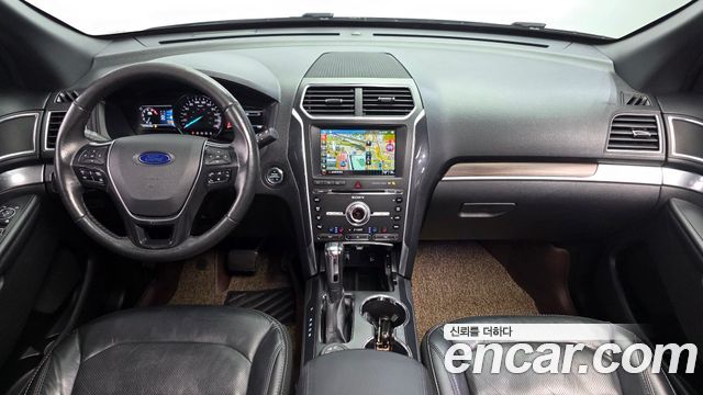 Ford Explorer 2017 — photo 7