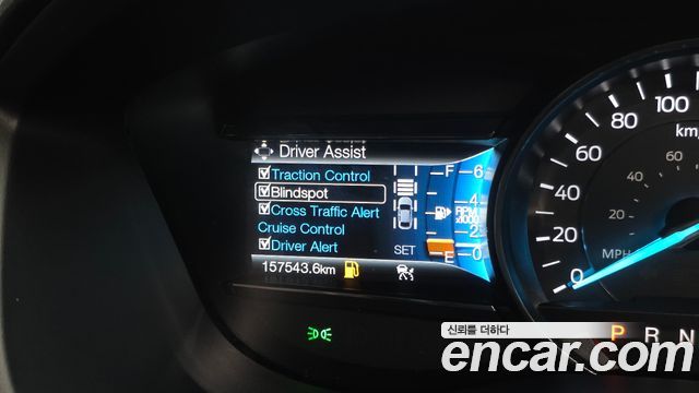 Ford Explorer 2017 — photo 17