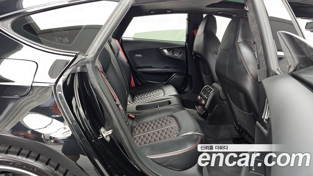 Audi RS7 2016 — photo 12