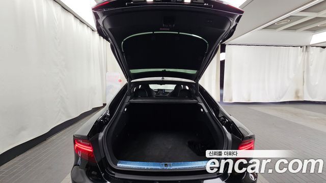 Audi RS7 2016 — photo 20