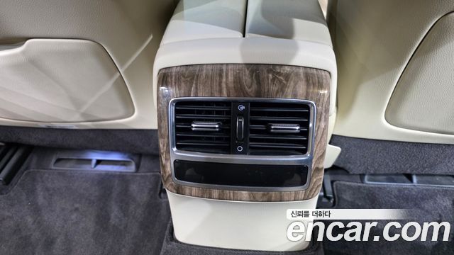 Kia K9 2019 — photo 34