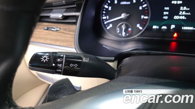 Kia K9 2019 — photo 37