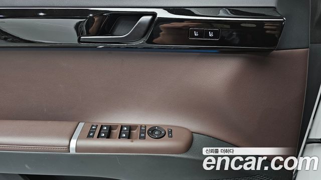Hyundai Grandeur 2023 — photo 25