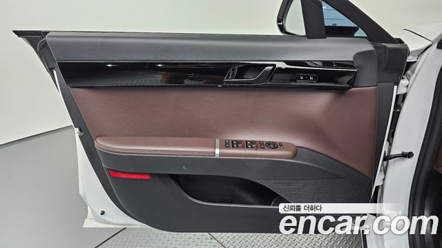 Hyundai Grandeur 2023 — photo 14