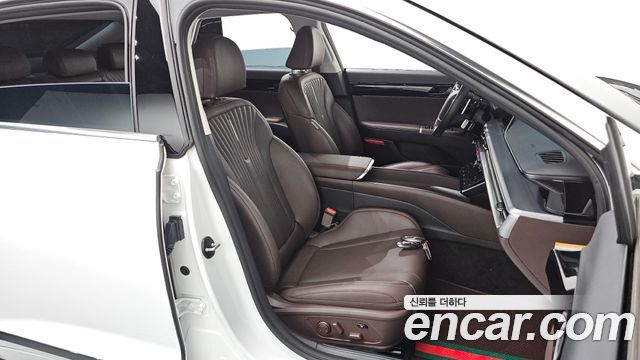Hyundai Grandeur 2023 — photo 16