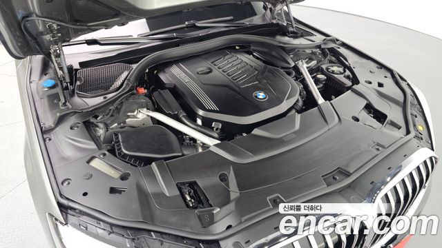 BMW 7-Series 2021 — photo 6