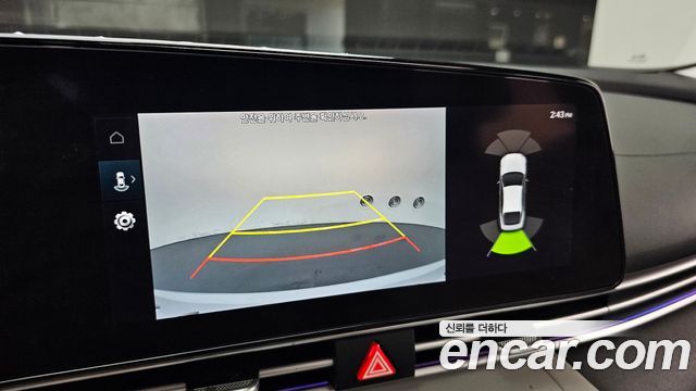 Hyundai AVANTE 2021 — photo 21