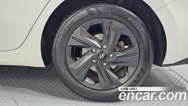 Hyundai AVANTE 2021 — photo 7