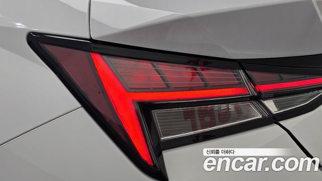 Hyundai AVANTE 2021 — photo 9