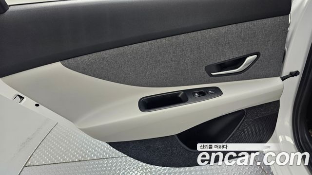 Hyundai AVANTE 2021 — photo 15