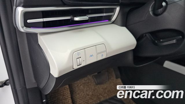 Hyundai AVANTE 2021 — photo 27