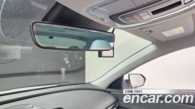 Hyundai AVANTE 2021 — photo 29