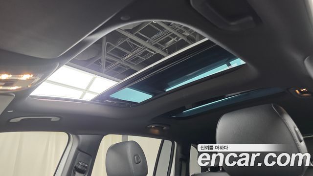 Mercedes-Benz GLB-Class 2022 — photo 22