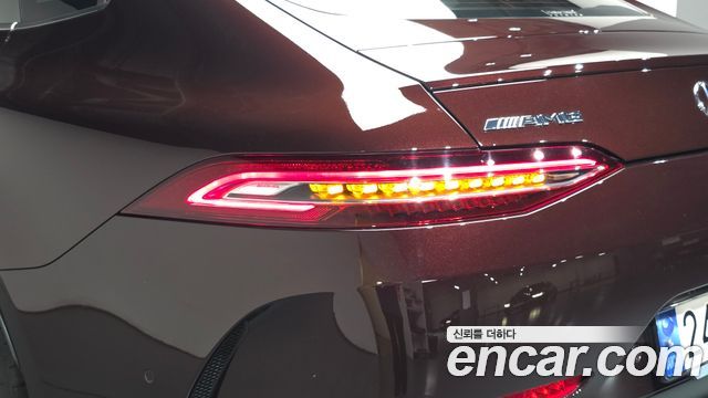 Mercedes-Benz AMG GT 2023 — photo 9