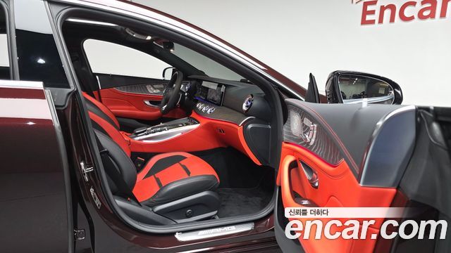 Mercedes-Benz AMG GT 2023 — photo 16