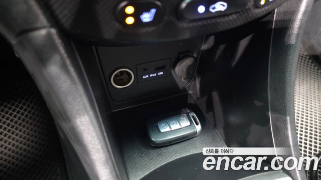 Hyundai Accent 2012 — photo 19