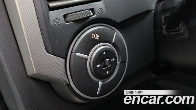 KG Mobility KORANDO 2014 — photo 14