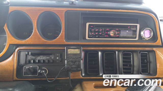 Dodge Ram Van 1997 — photo 14