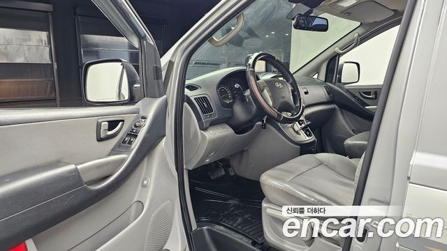 Hyundai Starex 2014 — photo 13