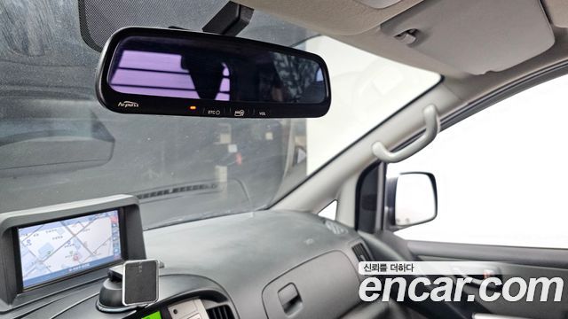 Hyundai Starex 2014 — photo 25